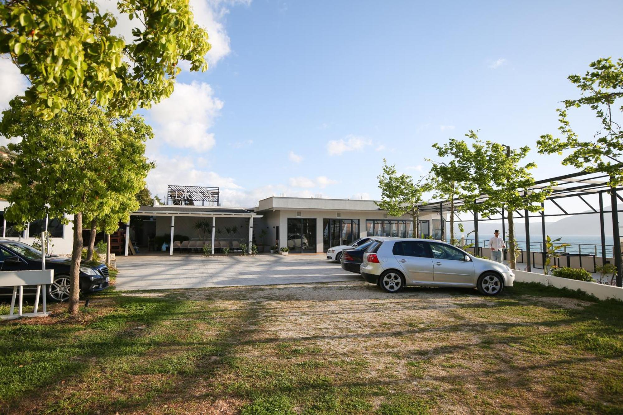 Blue Bay Hotel