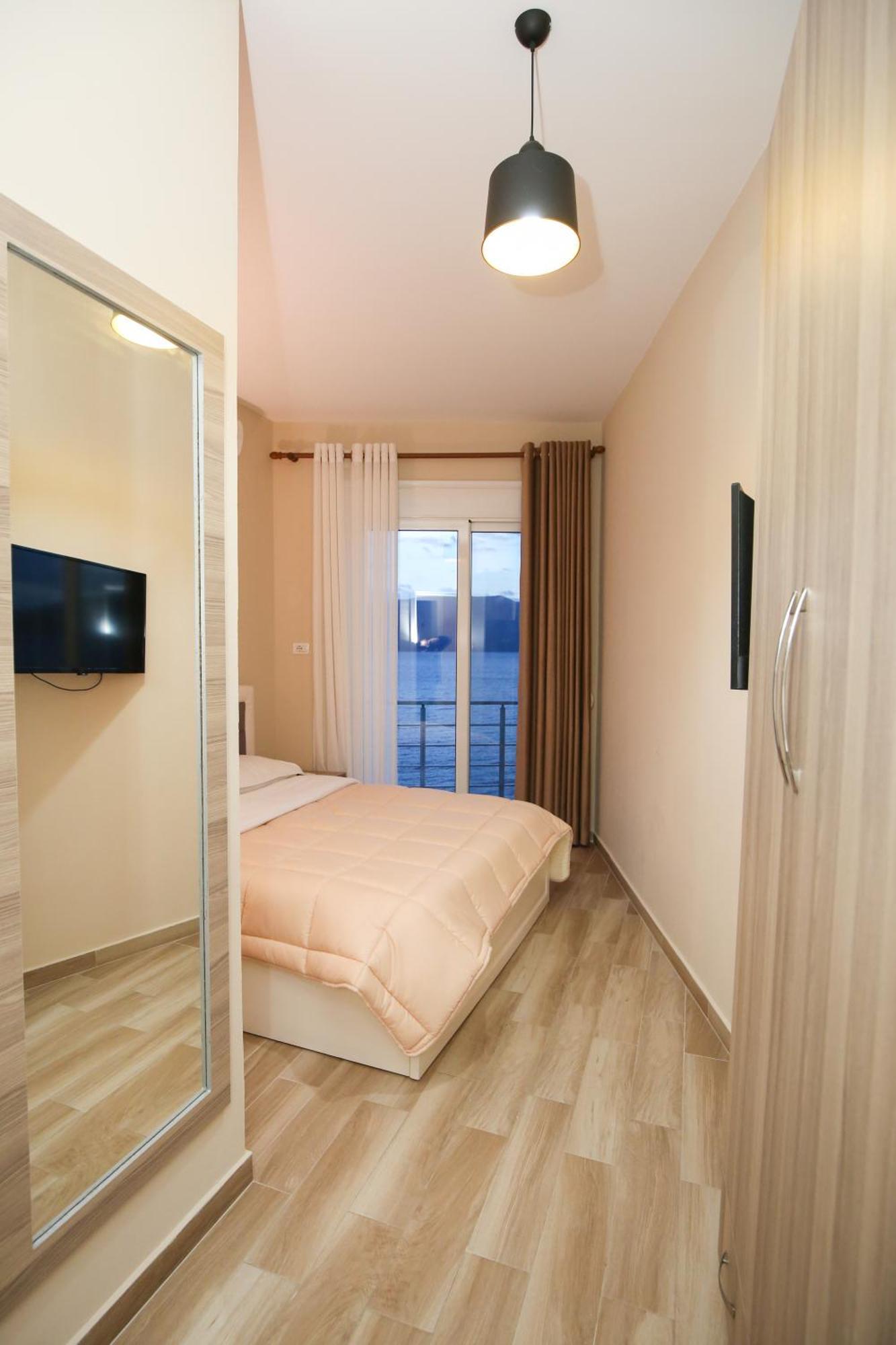 Blue Bay Hotel *